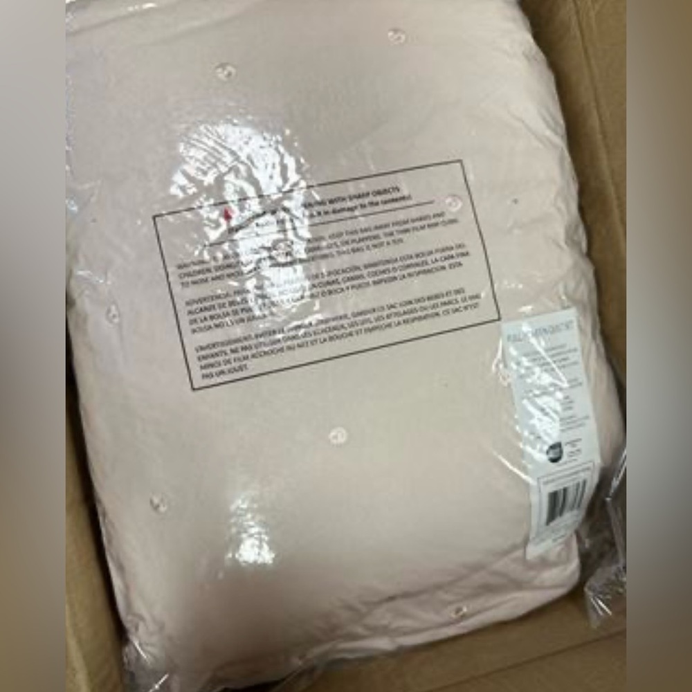 Laura Ashley Hailee Solid Pink Microfiber Quilt Set Queen - Picture 6 of 6